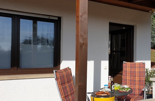 Goes Apartment | Tranquil Forest Retreat with Pool and Breakfast Included