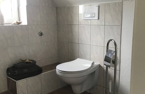 Busenwurth Apartment | Cozy Retreat on the North Sea Coast - Pets Welcome