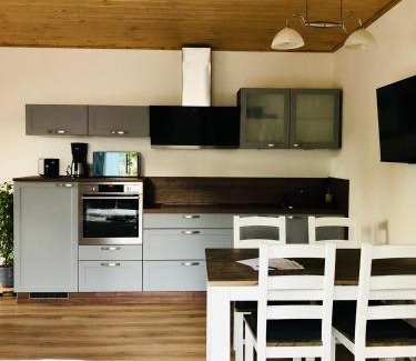 Lauscha Apartment | Tranquil Retreat: Ferienwohnung at Rennsteig with Family Amenities