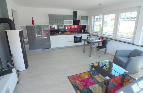 Neuhaus Apartment | Serene Getaway Near the Beach with Pool & Ocean Views