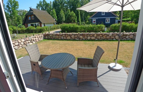 Neuhaus Apartment | Serene Getaway Near the Beach with Pool & Ocean Views