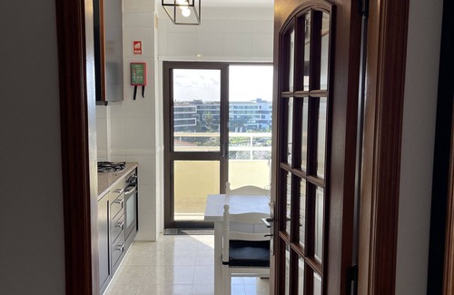 Alvor Apartment | Tranquil 2-Bedroom Apartment in Alvor with Ocean Views