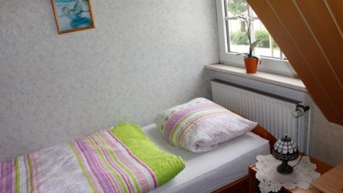 Friedeburg Apartment | Tranquil Retreat Near the North Sea with Oceanfront Views