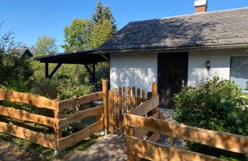 Sohl House | Peaceful Böhmsches Haus: Family & Pet Friendly Retreat