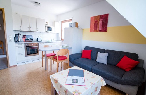 Merkendorf Apartment | Relaxing Apartment for 3 with Spa and Breakfast Included