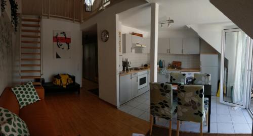 Loerrach Apartment | Tranquil Central Loft in Lörrach - Pet & Child Friendly