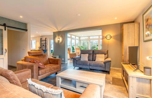 De Koog House | Experience Oceanfront Bliss at Huis Ter Duin