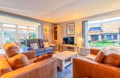 De Koog House | Experience Oceanfront Bliss at Huis Ter Duin
