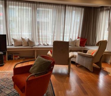Knokke Apartment | Spacious Apartment by the Sea with Ocean View & Parking