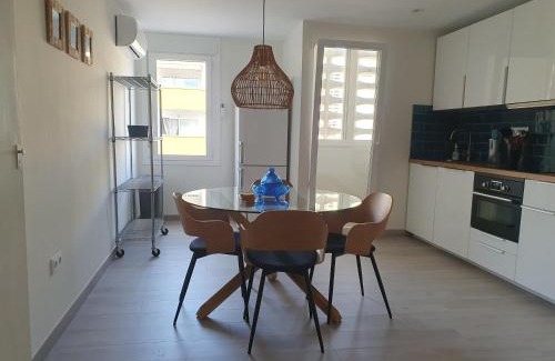 Platja de l'Arenal Apartment | Oceanfront Sueño I en II in Jávea with 9.6/10 Rating