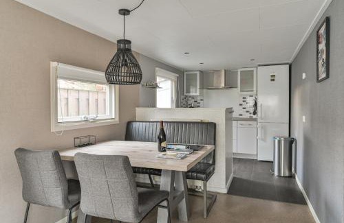 Bosgebied Hoenderloo Apartment | Discover a Luxe Chalet in the Heart of Veluwe