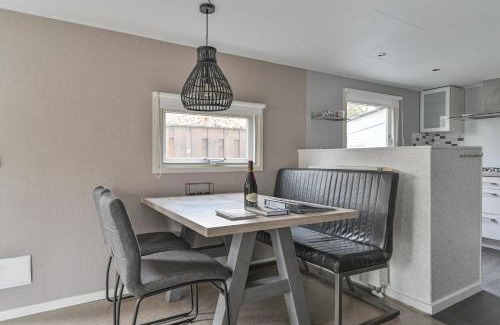 Bosgebied Hoenderloo Apartment | Discover a Luxe Chalet in the Heart of Veluwe