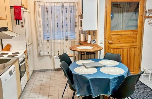 Rukatunturi House | Discover Ruka-ihtinki 4 a 3: Lake View & Spa Retreat