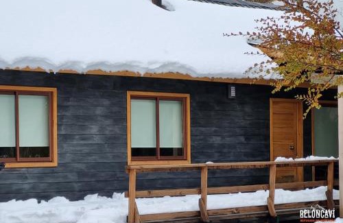 Pinto Ski Chalet | Pet-Friendly Retreat at Refugios de Montaña Reloncaví
