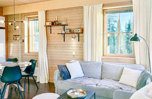 Rukatunturi House | Discover Ruka Sunhill: Top-Rated Hotel with Spa & Lake Views