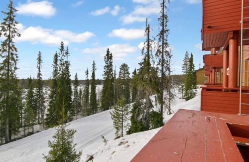 Rukatunturi House | Discover Ruka Sunhill: Top-Rated Hotel with Spa & Lake Views