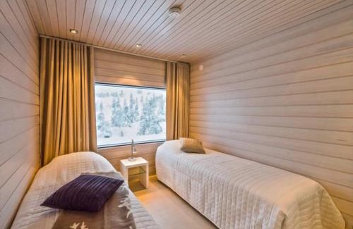 Rukatunturi Villa | Experience Rukanhuippu: 5-Star Stay with Hot Tub Access