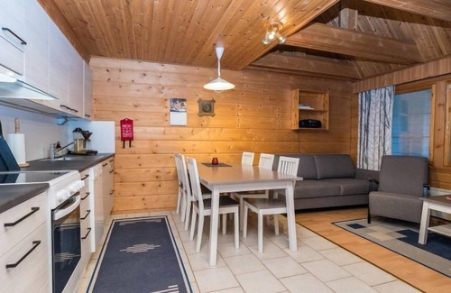 Rukatunturi House | Enchanting Lake View Retreat - Rukannaava 1a by Interhome