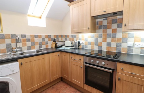 Appleby-in-Westmorland Cottage | Cozy Rum Bush Cottage - Pet-Friendly Escape in Dufton