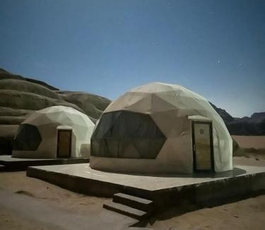 Wadi Rum Bed & Breakfast | Magical Getaway at Rum Rayan Camp - Pet Friendly & Family Fun