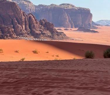 Wadi Rum Bed & Breakfast | Explore Wadi Rum Nature Camp: Pet-Friendly & Family Fun