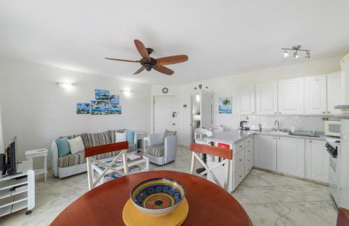 Sunset Crest Apartment | Rum Runner - Golden View 328