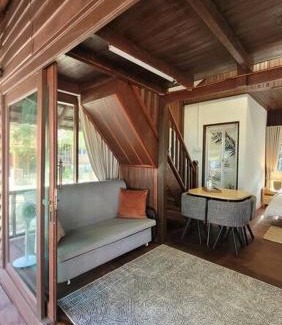Kampung Ru Muda Ski Chalet | Family-Friendly Stay at Rumah Aggrek, Marang, Terengganu