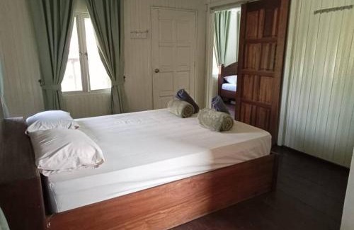 Kampung Ru Muda House | Oceanfront Stay at Rumah D'Rhu, Zaki's Residence - 9/10 Rating
