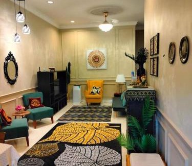 Bukit Payong House | Elegant Stay at Rumah Tamu Firdaus - 4-Star Retreat