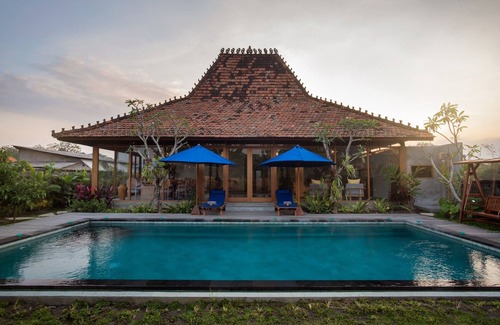 Mengwi Villa | Escape to Rumah Tyang Mengwi Amidst Serene Rice Paddies