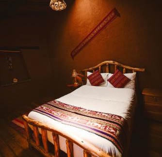 Pisac House | Budget-Friendly Rumi Lodge Pisac: Pet Friendly & Family Welcome