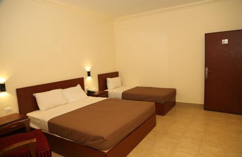 Madaba Hotel | Pet-Friendly Rumman Hotel with Family Amenities & Breakfast