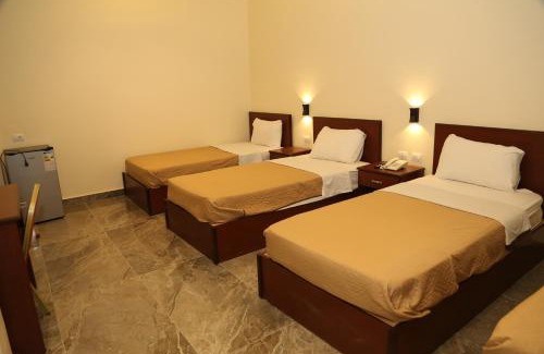 Madaba Hotel | Pet-Friendly Rumman Hotel with Family Amenities & Breakfast