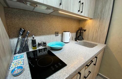 Azerbaijan Hotel | Discover Runaway House - Qalacıq: Pet-Friendly Retreat