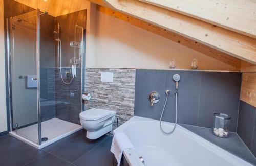 Farchant Apartment | Pet-Friendly Rundblick: 4-Star Stay with Perfect Ratings