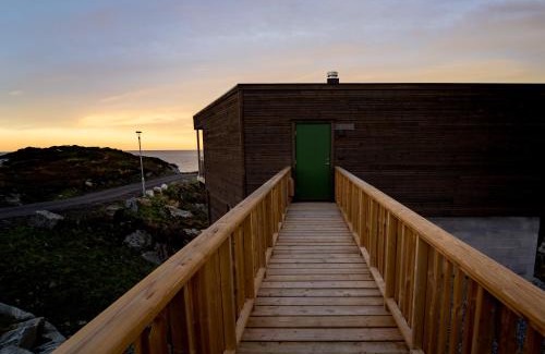 Heroy Villa | Discover Runde Panorama - Ørneredet: Pet & Child Friendly Stay