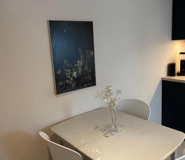 Porvoo Apartment | Family-Friendly Rune Bergin Retreat with Top Ratings