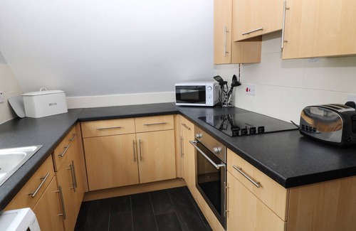 St. Ann's Chapel Cottage | Pet-Friendly RUNNING WATERS with Pool & Breakfast in Callington