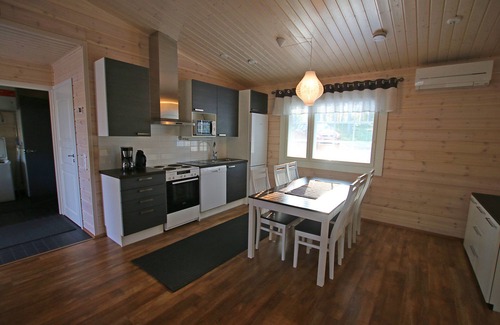 Kitee Cottage | Discover Ruokkeen Lomakylä: Ocean Views & Relaxing Spa