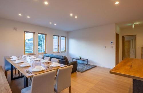 Rusutsu House | Family-Friendly RuPow Lodge Near Rusutsu Resort - Rated 9.5