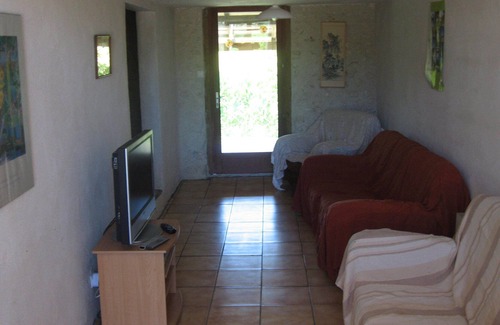Boisne-la-Tude House | Cozy 3-Bed Gite with Private Terrace & Shared Pool