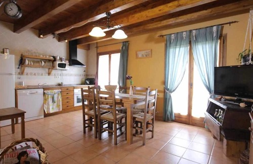 Olocau del Rey Apartment | Cozy Rural Accommodation at Angelita - Guest Rated 8/10