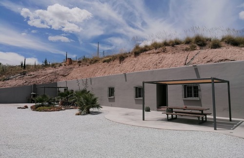 Freila Cottage | Explore Adonia Cave: Guest Rated 10/10 with Pool & Spa