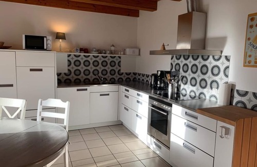 Tating Apartment | Secluded Retreat with Oceanfront Views & Pool Access