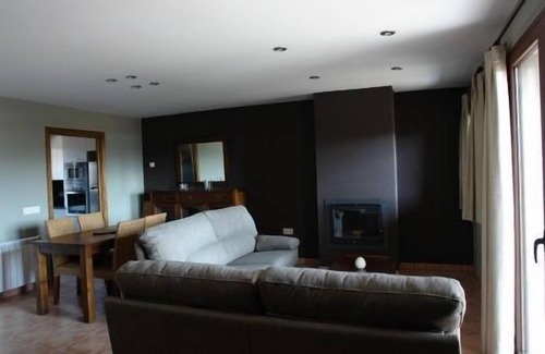 Bolvir Cottage | Cozy Mas d'Aravó Apartment with Kitchen for 5 Guests
