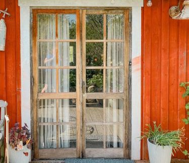 Gottskar House | Rural Charm Modern Meets Traditional Style