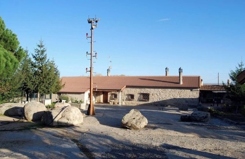 Martiherrero Cottage | Rural Complex: Casas de Bermudillo: 30 pax, exclusive space.