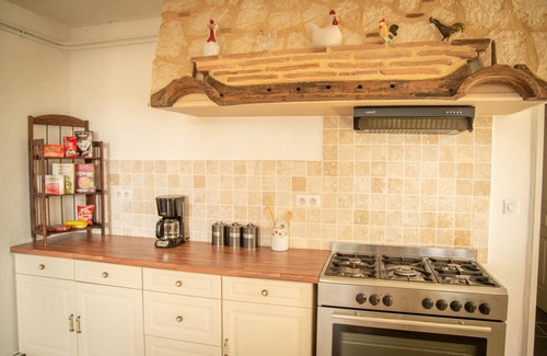 Bayac House | Idyllic Rural Gîte with Pool and Spa in Dordogne