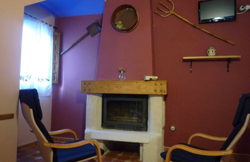 Montoro de Mezquita House | Idyllic Rural House Along the Pasarelas de Valloré Route