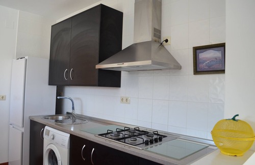 El Pinar Cottage | Relaxing Rural Retreat for Families with Ocean View & Pool